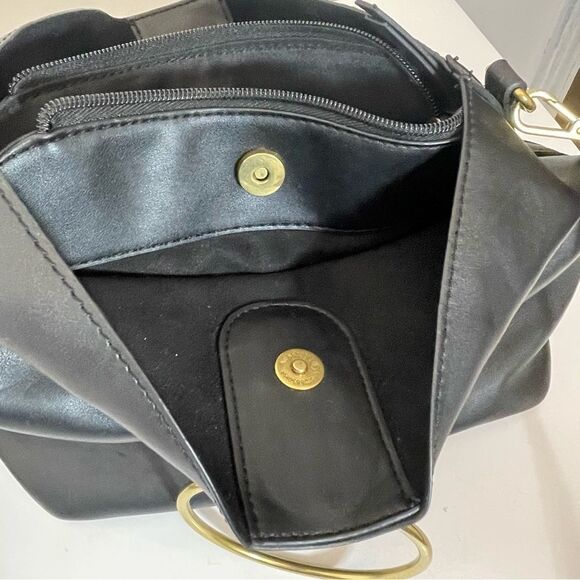 Nine West Soft Leather Black Handbag w Large Brass Gold Handles & Optional Strap - Picture 11 of 15